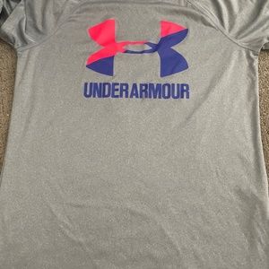Under armor shirt